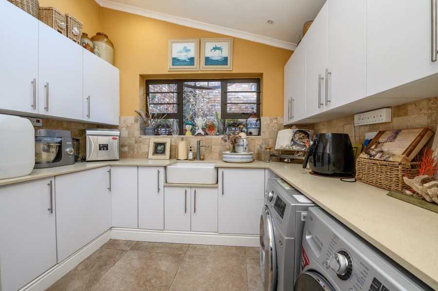 3 Bedroom Property for Sale in Humewood Eastern Cape